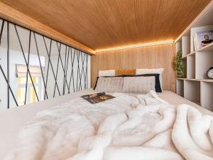 Pronájem bytu 1+kk, Praha - Vinohrady, Korunní, 30 m2