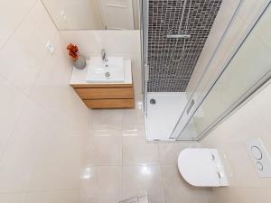 Pronájem bytu 1+kk, Praha - Vinohrady, Korunní, 30 m2