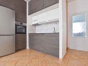 Pronájem bytu 2+kk, Praha - Kyje, Lipnická, 43 m2