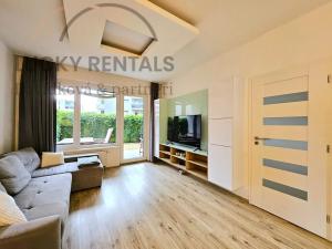 Pronájem bytu 2+kk, Praha - Hloubětín, Granitova, 52 m2