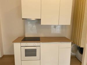 Pronájem bytu 1+1, Praha - Dejvice, Na Hanspaulce, 36 m2
