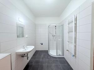 Pronájem bytu 2+kk, Milovice, Slepá, 55 m2