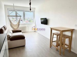 Pronájem bytu 2+kk, Praha - Podolí, Pod Pekařkou, 48 m2