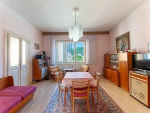 Prodej rodinného domu, Úpice, náměstí T. G. Masaryka, 640 m2
