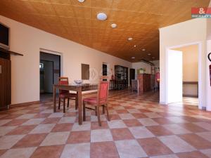 Prodej rodinného domu, Koryčany - Jestřabice, 330 m2