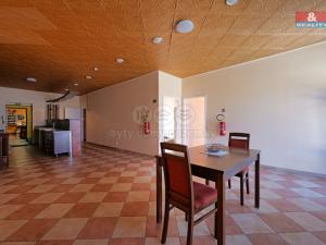 Prodej obchodního prostoru, Koryčany - Jestřabice, 330 m2