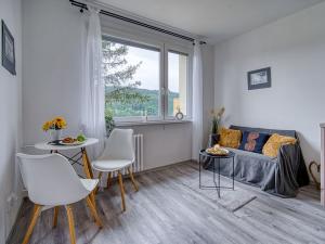 Pronájem bytu 1+1, Děčín - Děčín IX-Bynov, Na Vyhlídce, 34 m2