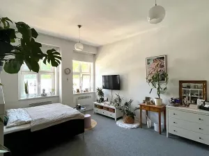 Pronájem bytu 1+kk, Pardubice, náměstí Čs. legií, 30 m2
