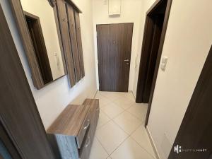 Pronájem bytu 1+kk, Praha - Střížkov, Zakšínská, 32 m2