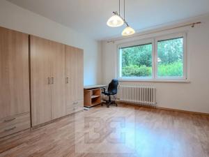 Pronájem bytu 2+1, Liberec, Sametová, 56 m2
