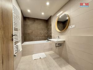 Pronájem bytu 3+kk, Praha, Kolbenova, 98 m2