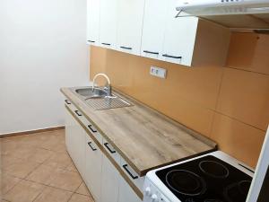 Prodej bytu 2+kk, Trutnov, Královecká, 55 m2