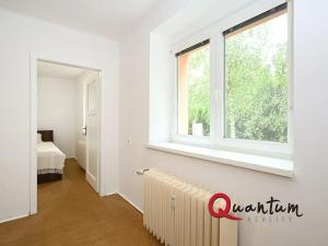 Pronájem bytu 2+kk, Praha - Strašnice, U hráze, 30 m2