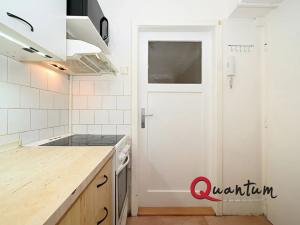 Pronájem bytu 2+kk, Praha - Strašnice, U hráze, 30 m2