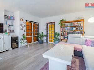 Prodej rodinného domu, Srnín, 342 m2