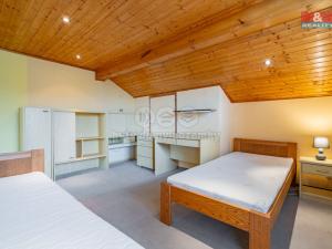 Prodej rodinného domu, Srnín, 342 m2
