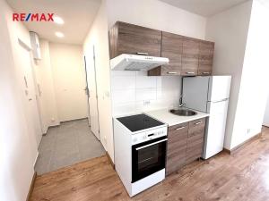 Pronájem bytu 2+kk, Slaný, Otakara Jaroše, 36 m2