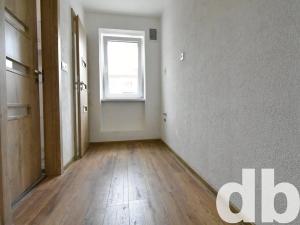 Prodej bytu 2+1, Horní Slavkov, Poštovní, 60 m2