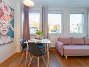 Pronájem bytu 2+kk, Praha - Vinohrady, Perucká, 41 m2