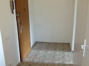 Pronájem bytu 1+1, Praha - Krč, Hurbanova, 36 m2