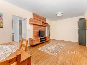 Prodej bytu 3+kk, Uherské Hradiště, náměstí Republiky, 75 m2