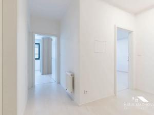 Pronájem bytu 2+kk, Brno, Kumpoštova, 63 m2