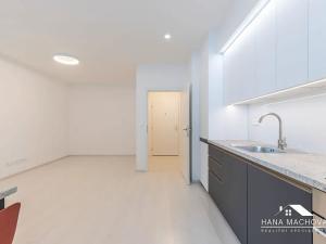 Pronájem bytu 2+kk, Brno, Kumpoštova, 63 m2