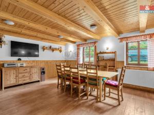 Prodej rodinného domu, Vysoké nad Jizerou, Staroveská, 181 m2