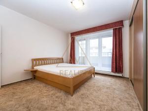 Pronájem bytu 3+1, Praha - Záběhlice, Hyacintová, 100 m2