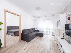 Prodej bytu 2+1, Chvaletice, Dukelská, 52 m2