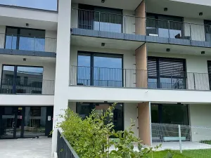 Pronájem bytu 1+kk, Praha - Štěrboholy, K učilišti, 39 m2