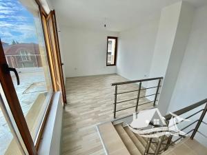 Prodej bytu 4+kk, Ravda, Bulharsko, 103 m2