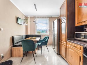 Prodej bytu 3+1, Děčín - Děčín II-Nové Město, Dvořákova, 74 m2