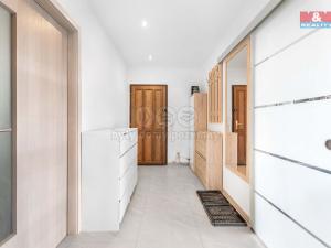 Prodej bytu 3+1, Děčín - Děčín II-Nové Město, Dvořákova, 74 m2