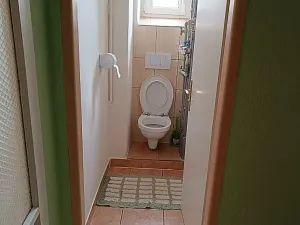 Prodej bytu 2+1, Karlovy Vary, Vítězná, 72 m2