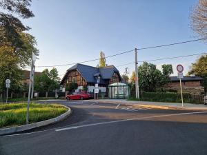 Prodej pozemku pro bydlení, Karlovy Vary, U Pilského lesa, 1453 m2