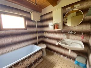 Prodej chaty, Červený Kostelec, U Brodského, 76 m2