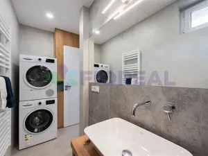 Pronájem bytu 2+kk, Praha - Libeň, U školičky, 42 m2