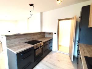 Pronájem rodinného domu, Chrudim, 180 m2