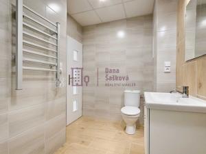 Pronájem bytu 3+kk, Jindřichův Hradec, Miřiovského, 60 m2