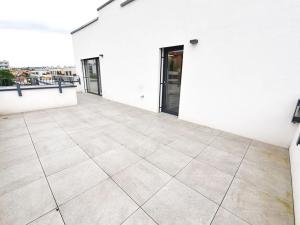 Pronájem bytu 3+kk, Praha - Modřany, Zlochova, 92 m2