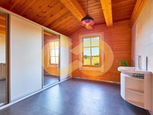 Prodej rodinného domu, Nové Hrady, Vilová čtvrť, 216 m2