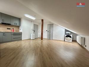 Pronájem bytu 1+kk, Klatovy - Luby, 22 m2