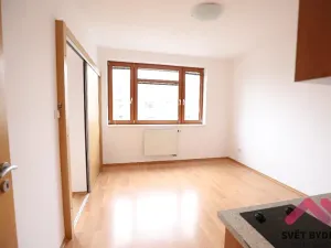 Pronájem bytu 2+kk, Praha - Zbraslav, Aleny Santarové, 42 m2