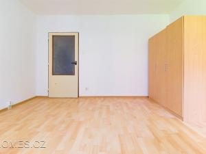 Pronájem bytu 2+1, Praha - Kobylisy, Rajmonova, 48 m2