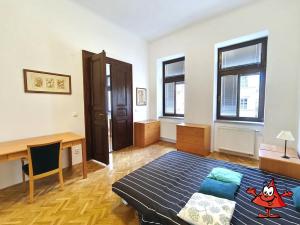 Pronájem bytu 2+kk, Praha - Nové Město, Štěpánská, 71 m2