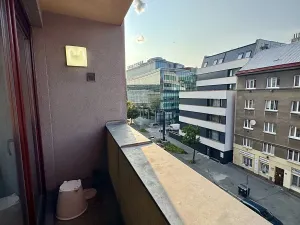 Prodej bytu 1+kk, Praha - Košíře, Pod Klamovkou, 48 m2