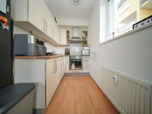 Pronájem bytu 2+kk, Praha - Vysočany, 66 m2