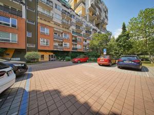 Pronájem bytu 2+kk, Praha - Vysočany, 66 m2