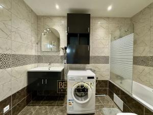 Prodej bytu 4+1, Teplice, Pod školou, 83 m2